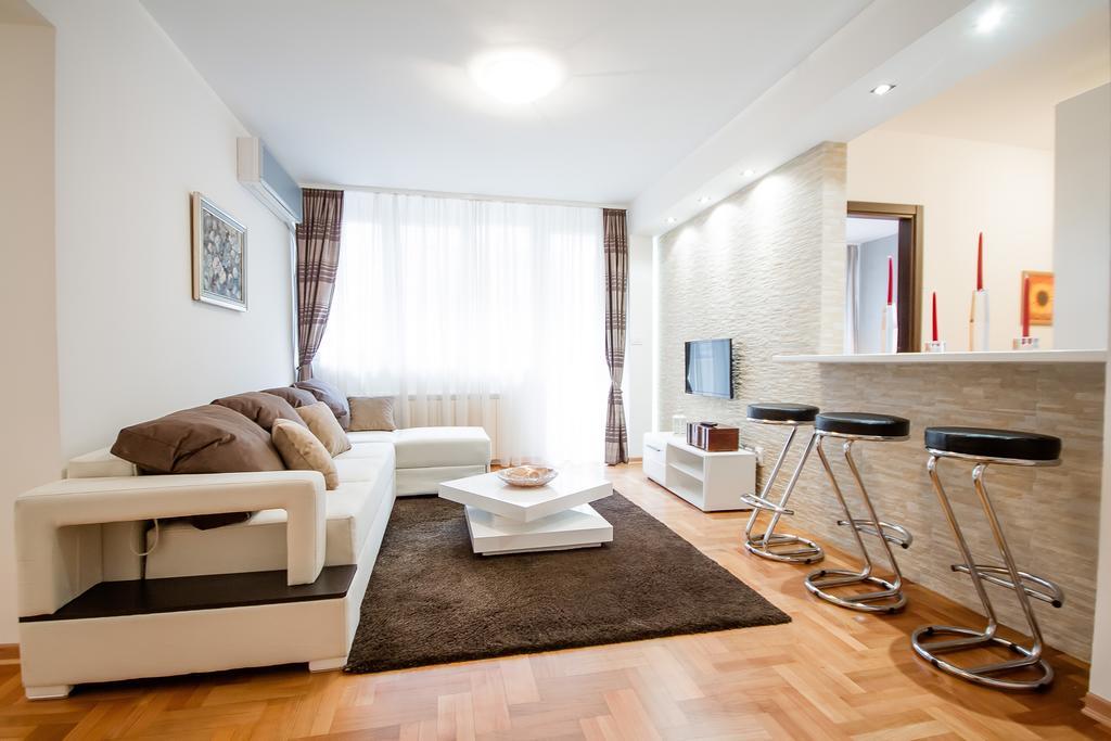 Apartments King Milan, City Center Beograd Phòng bức ảnh