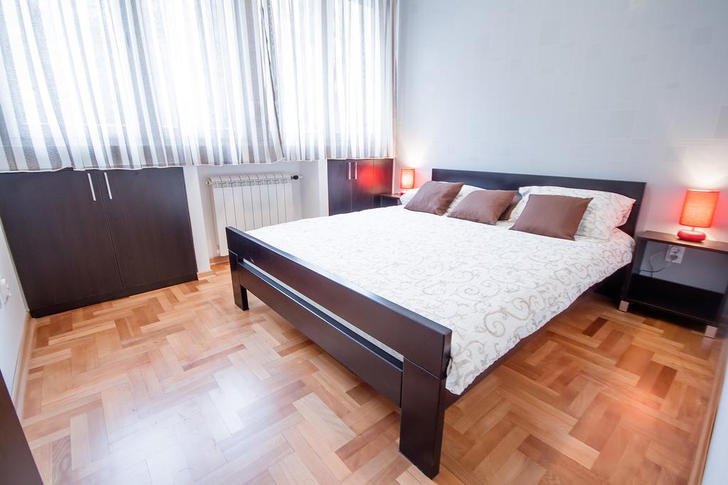 Apartments King Milan, City Center Beograd Ngoại thất bức ảnh
