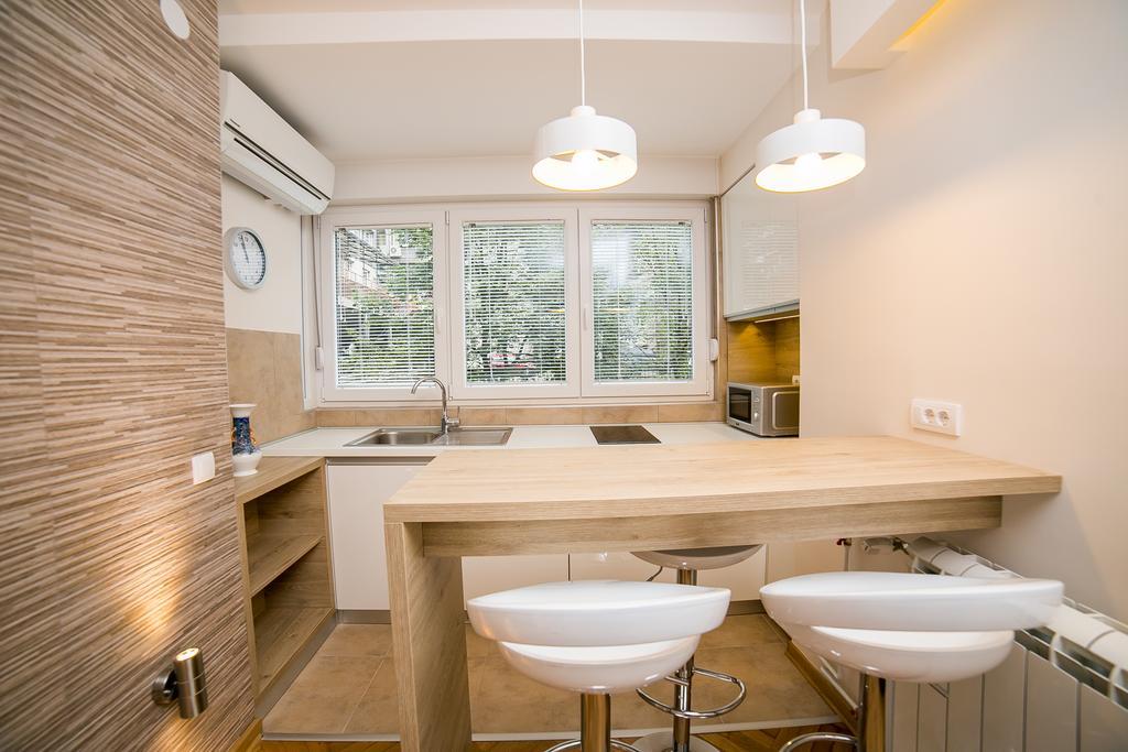 Apartments King Milan, City Center Beograd Ngoại thất bức ảnh
